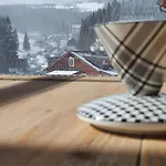 In Krkonose With Mountain Views דירה
