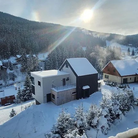 In Krkonose With Mountain Views Apartmán *